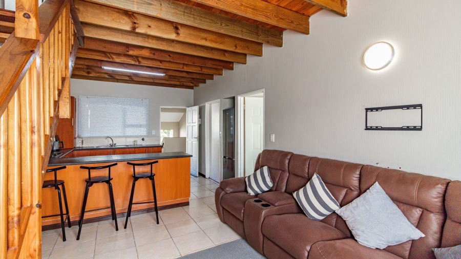2 Bedroom Property for Sale in Beacon Bay North Eastern Cape